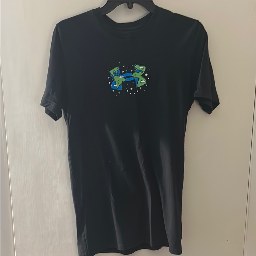 Under Armour Black and Blue Short Sleeve Tee
